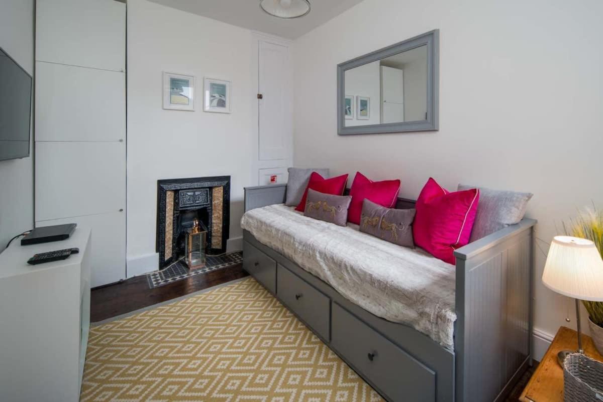 Firefly House Villa คาวส์ ภายนอก รูปภาพ